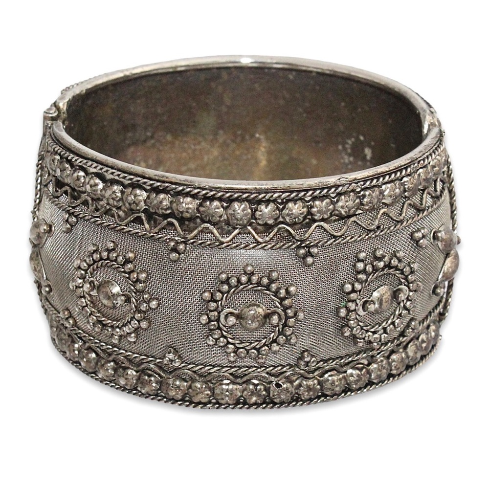 Vintage Bohemian Clamper Bracelet Silver Tone Wide Hinged Bangle Granulated
